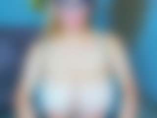 Live cam show with Salmaboob - Mistress on Dare Cams