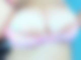 Live cam show with Salmaboob - Blonde Hair on SpankPalCams