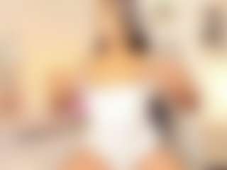scarlettm08 MILF webcam performer live streaming