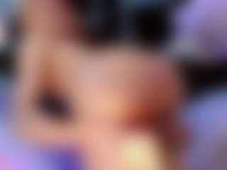 Live cam show with alahia-dabion - White on Camsoda | colombia