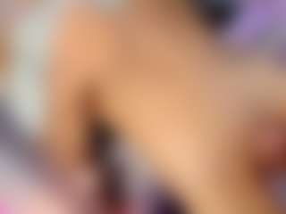 alahia-dabion's Live Sex Cam Show