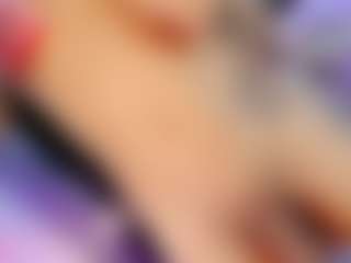 Live cam show with alahia-dabion - Average on Camsoda
