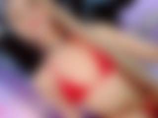Live cam show with alahia-dabion - Average on AdultVida.com