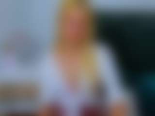 Live cam show with CatrinGood - Upskirt on Camsoda Late Night