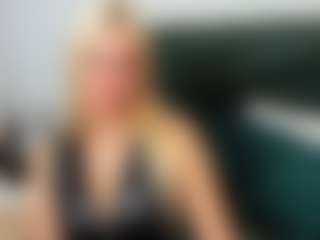 Live cam show with CatrinGood - Thin on Milfs Live