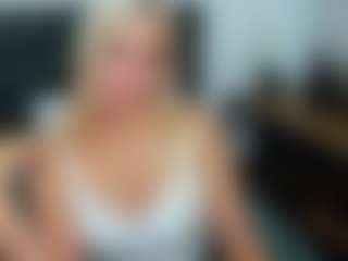 Live cam show with CatrinGood - Bdsm on AdultVida.com