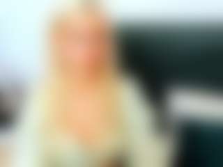 Live cam show with CatrinGood - Joi on StripNow