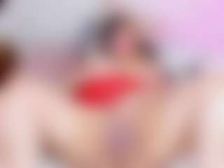 Live cam show with Faehlis - Curvy on CamwithHer