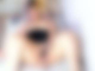 Live cam show with Faehlis - Cowgirl on xblisslive.com