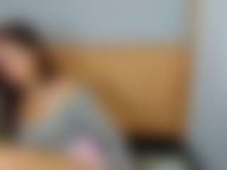 Эротическое вебкам-шоу JessieFlirt в прямом эфире