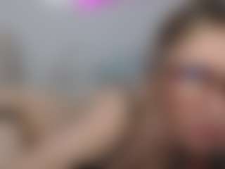 RubySweet1 MILF webcam performer live streaming