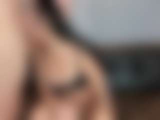 Live cam show with Shantalov - Skinny on eurowanks.com