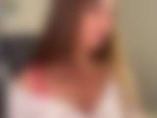 Live cam show with YummmyJane - Tiny Tits on Uber Horny