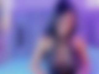 Live cam show with AlannaGil - Body Massage on xDating