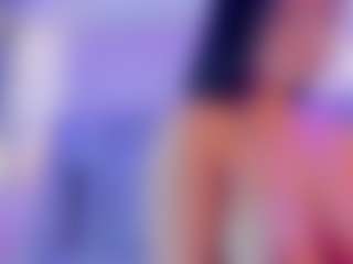 Live cam show with AlannaGil - Normal on hrnylive.com