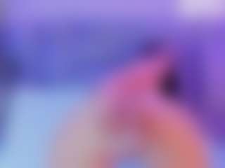 AlannaGil's Live Sex Cam Show