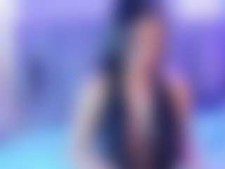 AlannaGil's Live Sex Cam Show