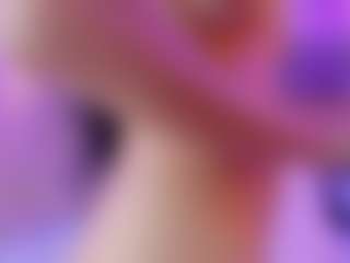 AlannaGil's Live Sex Cam Show