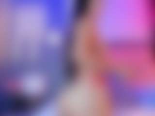AlannaGil's Live Sex Cam Show