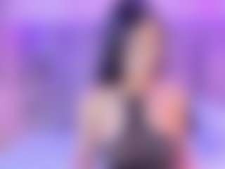 AlannaGil's Live Sex Cam Show