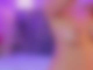 AlannaGil's Live Sex Cam Show