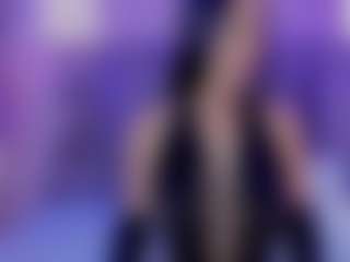 AlannaGil's Live Sex Cam Show