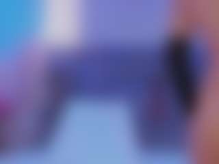 AlannaGil's Live Sex Cam Show