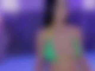 AlannaGil's Live Sex Cam Show