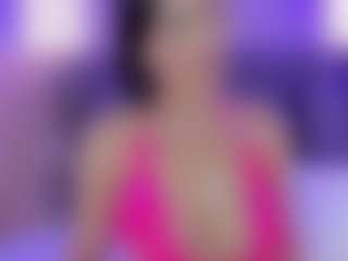 AlannaGil's Live Sex Cam Show