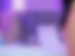 AlannaGil's Live Sex Cam Show
