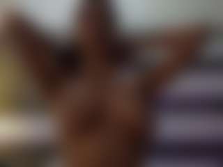 Live cam show with SexyCelline - Blue Eyes on Chatstar
