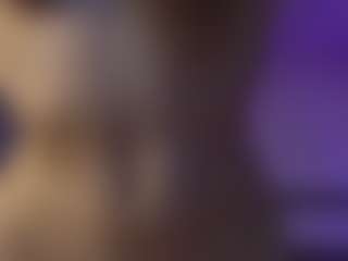 Live cam show with SexyCelline - Blonde Hair on Camming Site