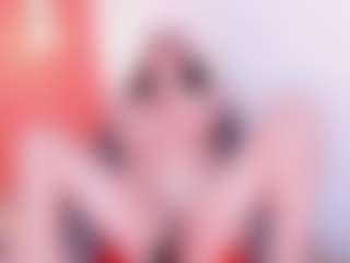 Live cam show with Zamira-Taylor - Butt Plug on sexylivex.com
