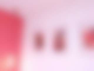 Live cam show with Zamira-Taylor - Butt Plug on Milfs Live