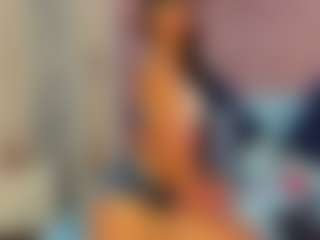 Live cam show with AnahisBennett - Tittyfuck on luckytryst.com