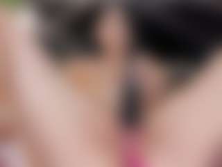 Live cam show with DaniMariin - Brown Eyes on Instabang