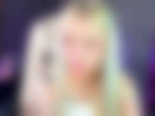 Live cam show with VivieSunn - Average on livesuperchat.net