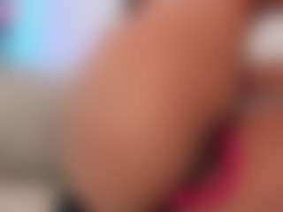 andreavelasco's Live Sex Cam Show