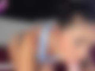andreavelasco's Live Sex Cam Show