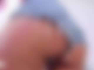 andreavelasco's Live Sex Cam Show