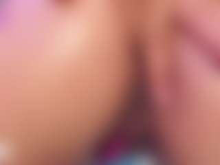 andreavelasco's Live Sex Cam Show