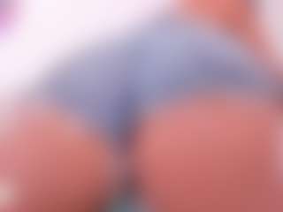 andreavelasco's Live Sex Cam Show