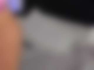 andreavelasco's Live Sex Cam Show