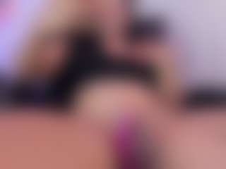 andreavelasco's Live Sex Cam Show