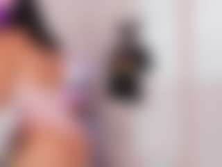 Live cam show with andreavelasco - Butt Plug on StripNow