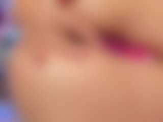 Live cam show with andreavelasco - Body Massage on CamClone
