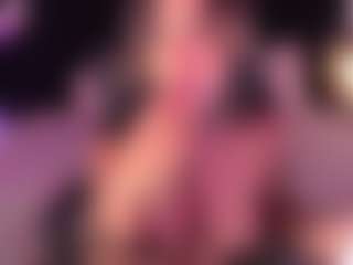 andreavelasco's Live Sex Cam Show