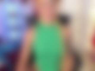 andreavelasco's Live Sex Cam Show
