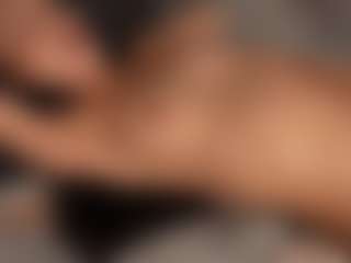 Live cam show with CatalinaFroio - Smoking on SquirtSoMuch