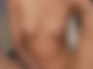 Live cam show with CatalinaFroio - Blue Eyes on SinfulBabes